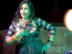 Love Sex with Model Bhabhi! Indian Cuckold wife Lovemaking