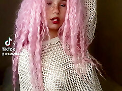 TIK-TOK 18+ YOUNG ASIAN Girl TO ATTRACT DADDIES