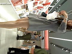 peeping japanese amateur upskirt.187