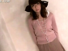 Frolic asian teen gets pink cunt hole stretched in close-up