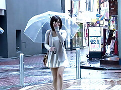 PT1 PT2 Misato (pseudonym), 20 years senior, mind-blowing saleswoman working on the limited express train.