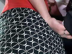 A Married Woman's Breasts Stick to a Student's Figure on a Crowded Bus! The Wife's Sexual Dream Is Inflamed by the Cock