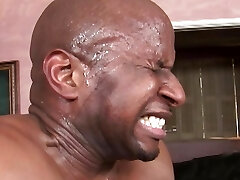 Chinese teenie gets the BBC