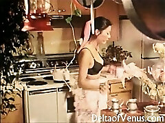Vintage Hard-core - John Holmes Fucks Hot Asian Girl