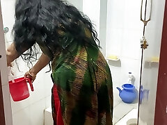 I went to the bathroom and embarked fucking my stepsister