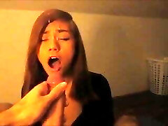Asian Girlfriend Blowjob & huge facial