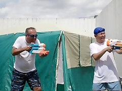 японская мамочка трахается в групповухе в разрешении 4k