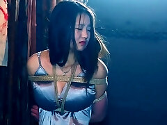 Bondage the thief woman