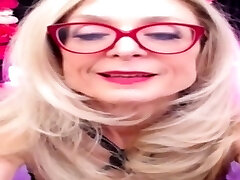 nina hartley randy spears un moment dans le temps