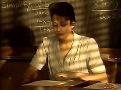 Short haired kinky brunette college professor sucks strong pink cigar for cum
