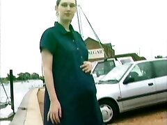 British Extreme - Pregnant Urinating