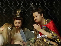 огромную задницу 19-летней азиатки с большими сиськами жестко трахают, и она глотает сперму огромную задницу 19-летней азиатки с большими сиськами жестко трахают, и она глотает сперму