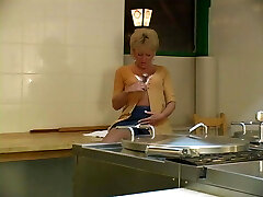 perversions cougar!!! - vol. #09 perversions cougar!!! - vol. #09