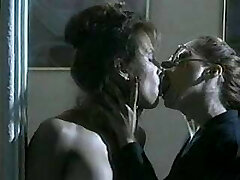 Francessca Le & Leena classique Lesbiennes