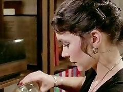 آب نبات می رود به هالیوود 1979 REMASTERED آب نبات می رود به هالیوود 1979 REMASTERED