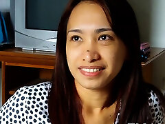 Slutty honey satisfies her hunger by licking and riding