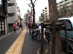 Chinkame clothing salesperson NomoEmi 19 years old