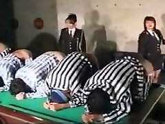 chinese girls whipping prisioners