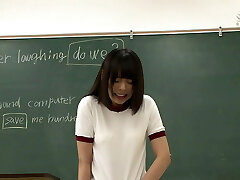 When I was Studying Alone in the Classroom, a Sexy Girl in Gym Shorts Suddenly Appeared in Front of Me, Her Legs Shaking