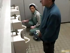 Japanese doll is cleaning the wrong public part6