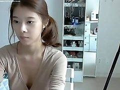 Super-sexy korean striptease