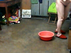 Chinese grandma in the bath 2