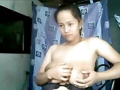 filipina mom with huge white boobs on cam