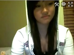 Asian immature cutie bare on stickam
