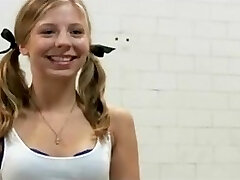 Innocence Lynn : Lesbo gal got herself a castigate team fuck