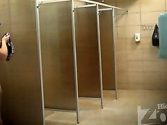 lady in shower 1095