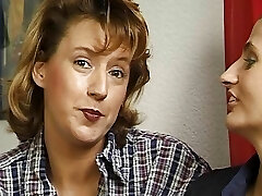 Er fistete Ihre Fotze bis sie schrie und ihren geilen orgasmus hatte  