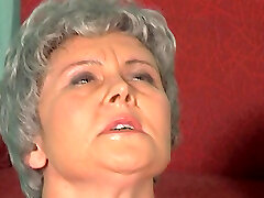 Granny shifts her eyes because a big cock is stuck in her arse