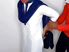 Komal ko professor ne pichwade bahut mara fir bhai ne ice cube ke sekha