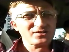 Spouse observes wife with sum migrants