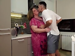 20 12 27 Jana Curvy Big Breasted Jana Loves Young