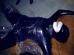 la machine a penetrer