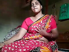 Desi girl open super-hot video