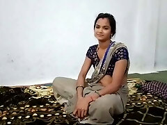 Devar ne bhabhi ko choda super-hot magnificent desi bhabhi ki chudayi devar ne ke niche takiya lagakar choda