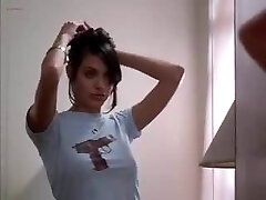 Angelina Jolie bare Mojave Moon (1996)