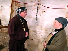 German ugly chubby dame next door do amateur threesome mmf