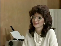 Brunette skank in black stockings gets fucked in missionary position