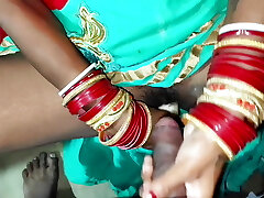 Meri chhoti behen salwar suit pehenithi to bahut stellar lag rahi thi Isle usko chod dala