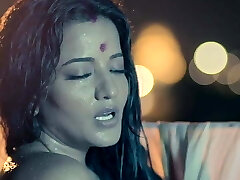Super Hot sexy Bhabi with big boobs has romance with Thakur