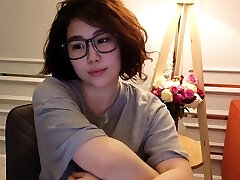 Amateur Ultra-cute Asian babe fucked