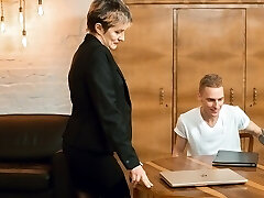 TUTOR4K. Smart guy finds way to lure strict mature tutor in