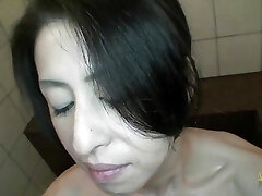 A shower, a bath, a cock suck and a excellent bed poke for the Asian mature lady Nobuko Tachikawa