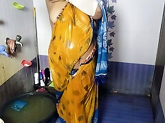 Desi anuty ki spectacular shower time