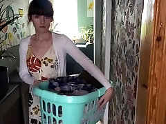 Sydney Harwin – Mom And Son Taboo Impulse