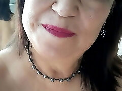 My feet perceive so fine on my mature hairy Latina pussy