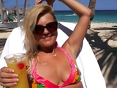 SexUrlaub mit noteiler Milf aus Kleinanzeigen. Taeglich gefickt und gefilmt